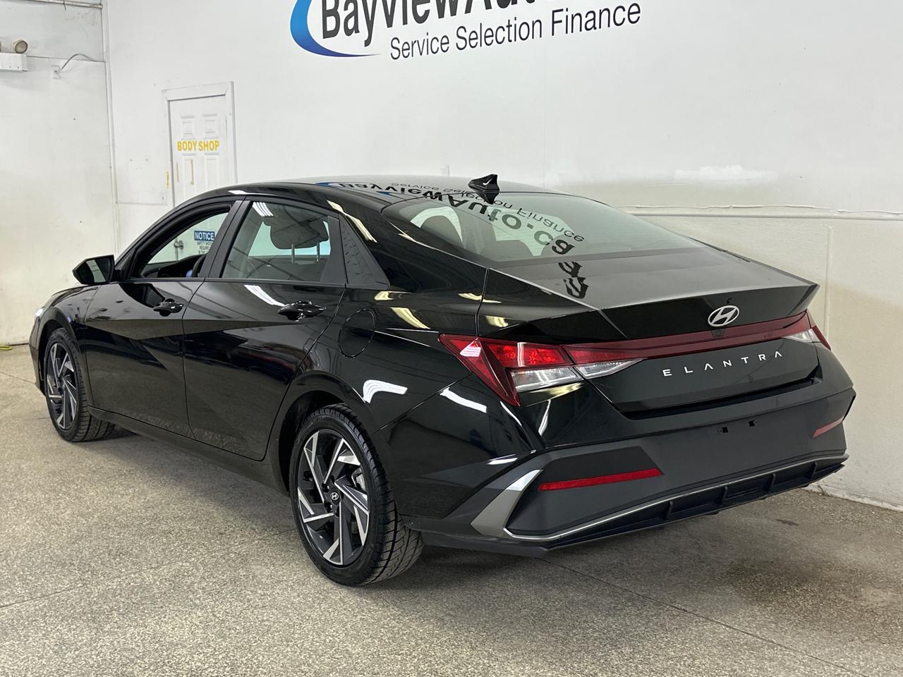 2025 Hyundai Elantra Preferred w/Tech Pkg 4dr Sedan Photo4
