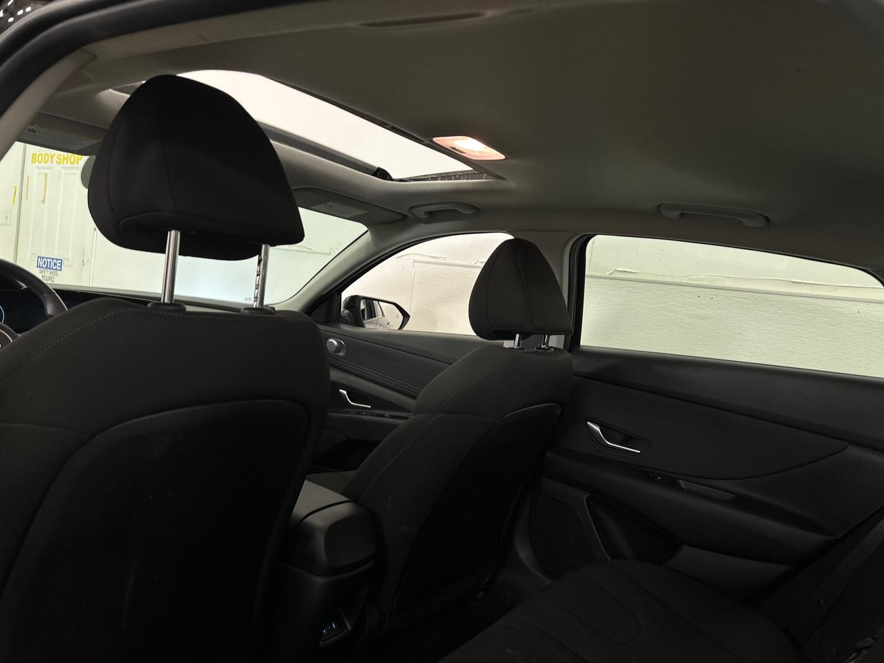 2025 Hyundai Elantra Preferred w/Tech Pkg 4dr Sedan Photo