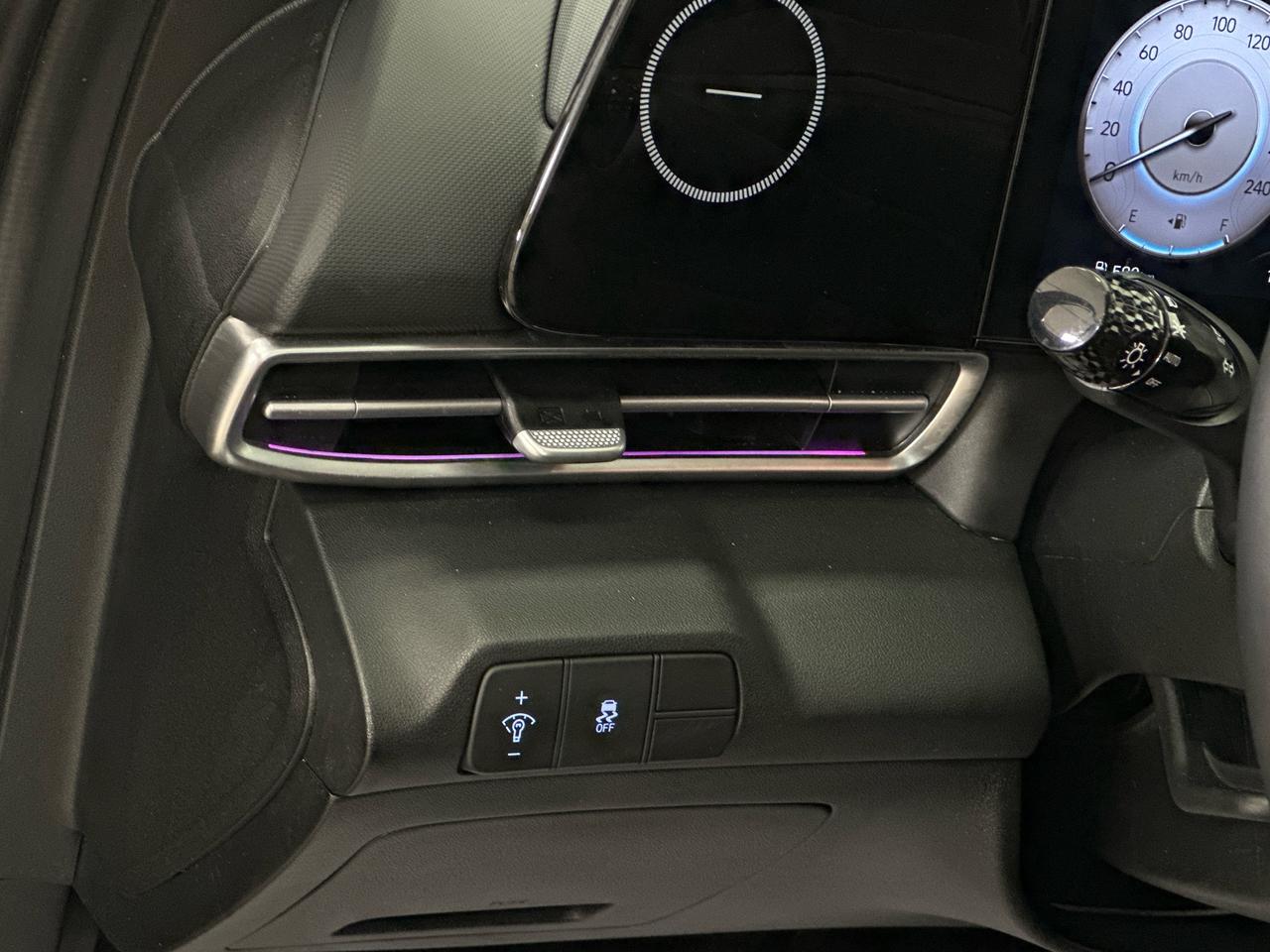 2025 Hyundai Elantra Preferred w/Tech Pkg 4dr Sedan Photo