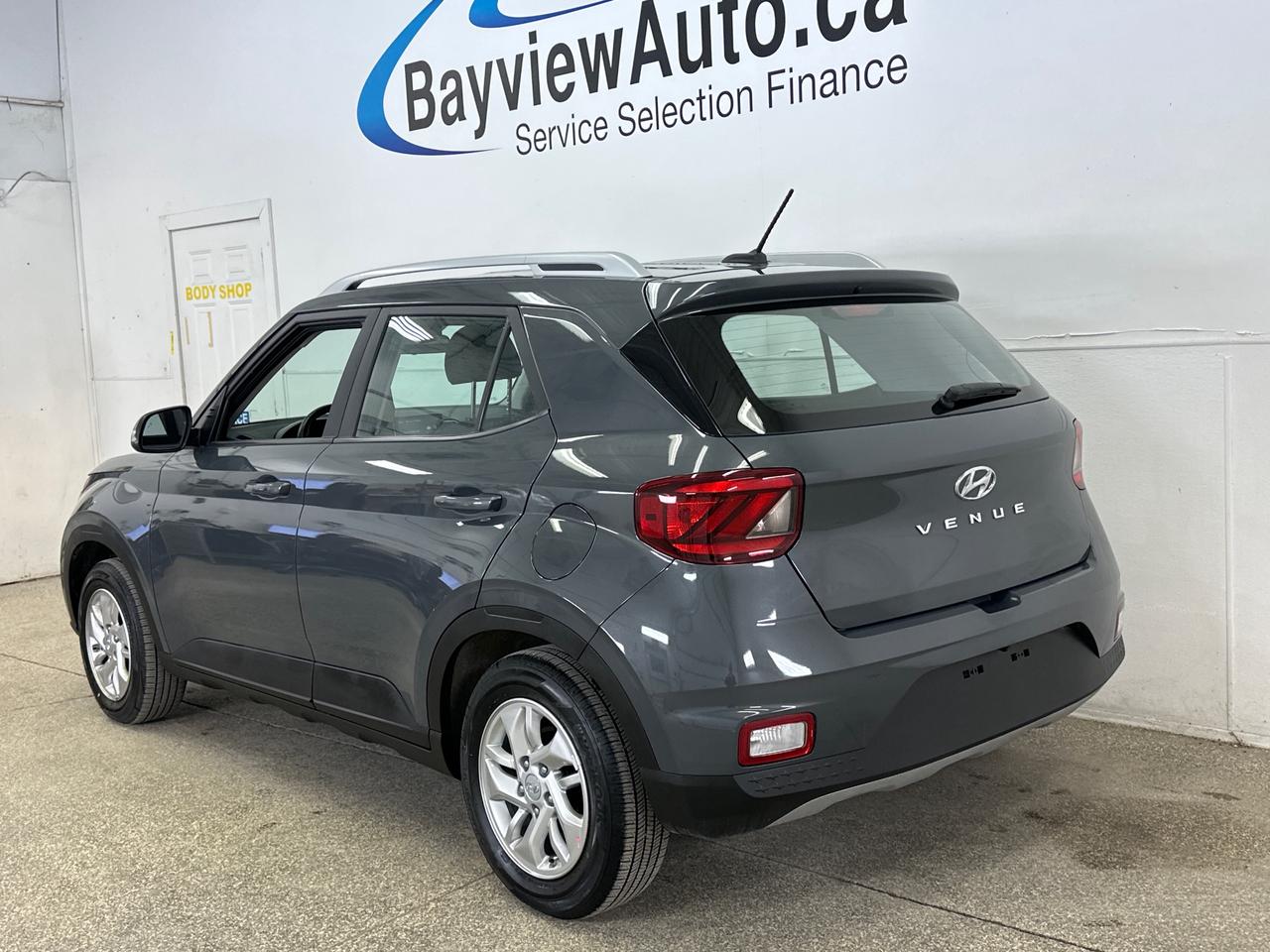 2024 Hyundai Venue Preferred 4dr Front-Wheel Drive Photo4