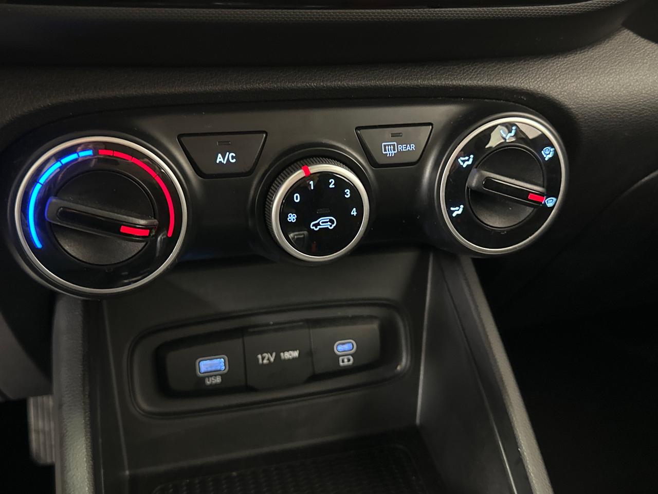 2024 Hyundai Venue Preferred 4dr Front-Wheel Drive Photo
