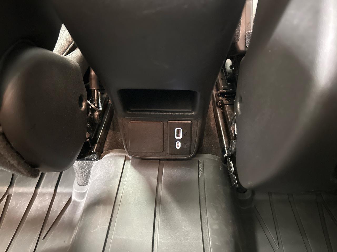 2024 Buick Encore GX Sport Touring 4dr All-Wheel Drive Photo