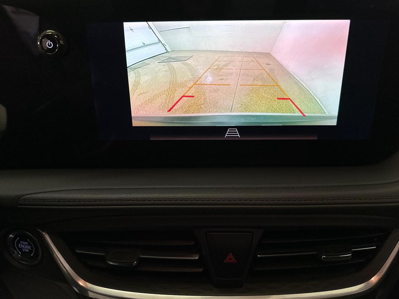 2024 Buick Encore GX Preferred - AWD/21KM/OFF 1 OWNER GMAC LEASE! Photo