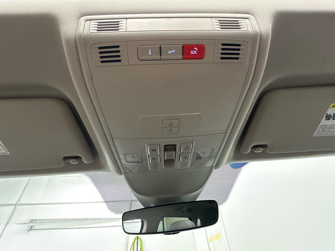 2024 Volkswagen Taos Comfortline 4dr Front-Wheel Drive Photo