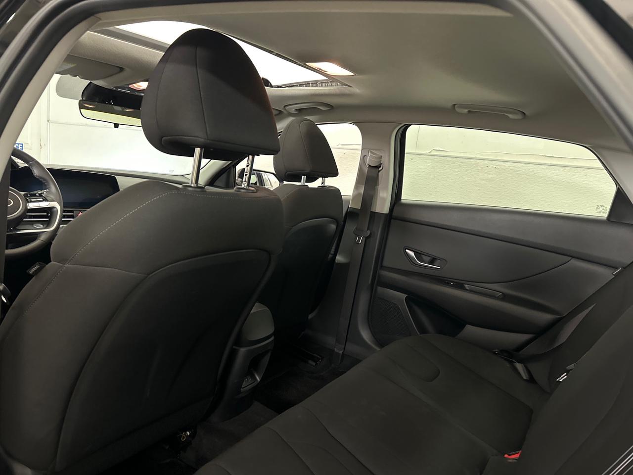 2025 Hyundai Elantra Preferred w/Tech Pkg 4dr Sedan Photo