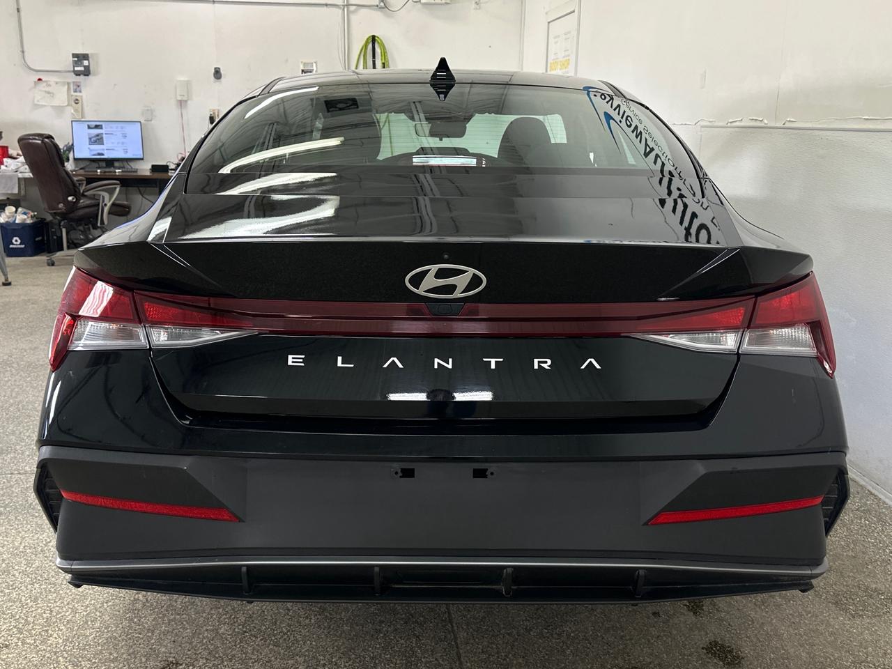 2025 Hyundai Elantra Preferred w/Tech Pkg 4dr Sedan Photo