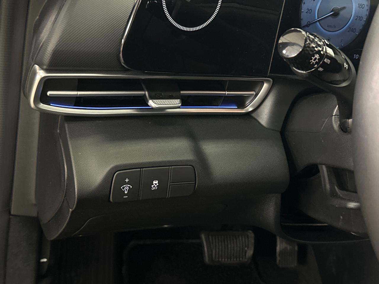 2025 Hyundai Elantra Preferred w/Tech Pkg 4dr Sedan Photo