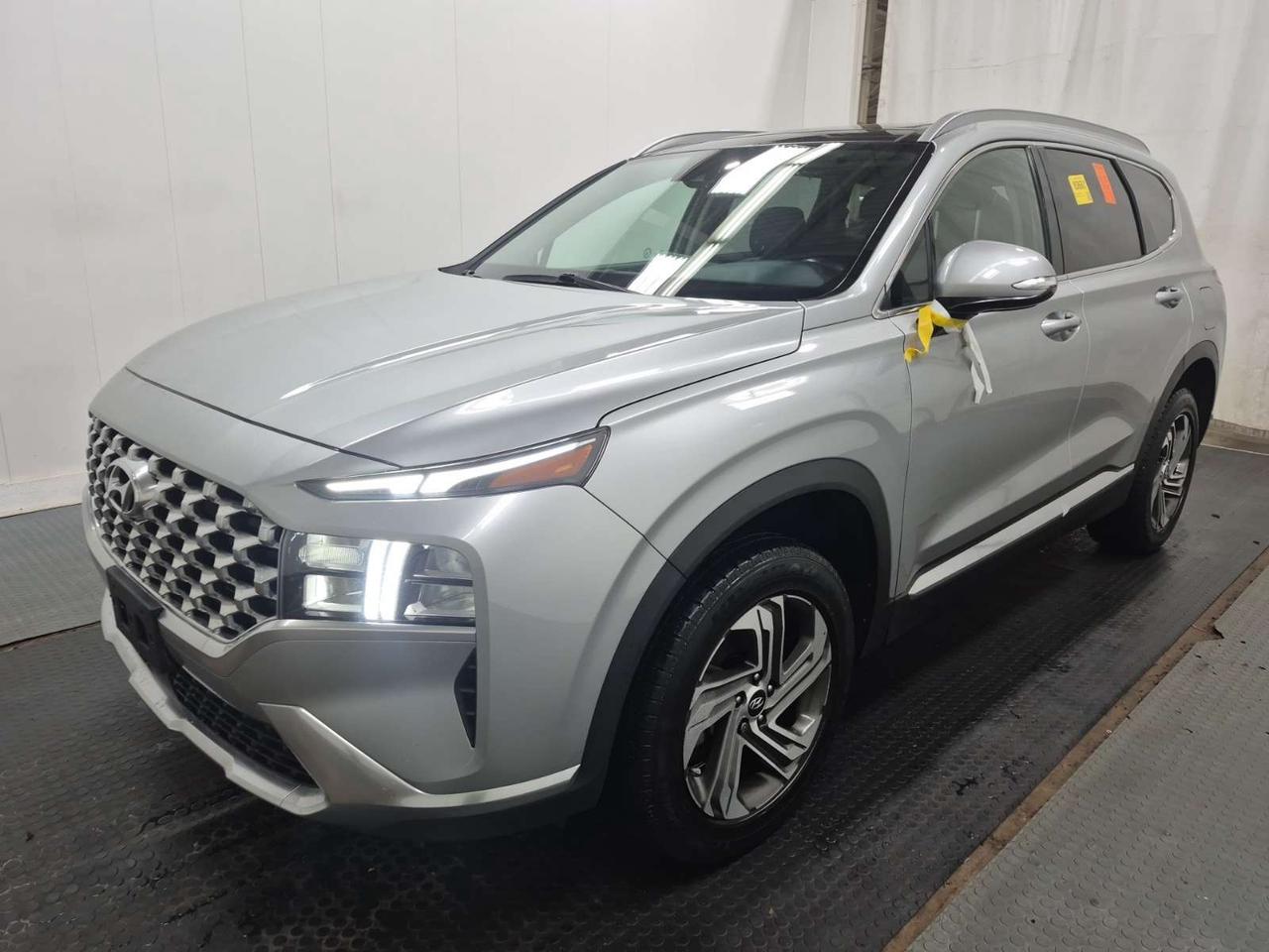 Serving Quinte for 60 years! 43,000 vehicles sold! We are one of Canadas largest independent retailers! High quantity-quality lease returns at live market pricing, best finance rates, rates as low as 6.45%, and no hidden fees. Up to 300 vehicles to choose from in 1 location. The way used car buying should be!