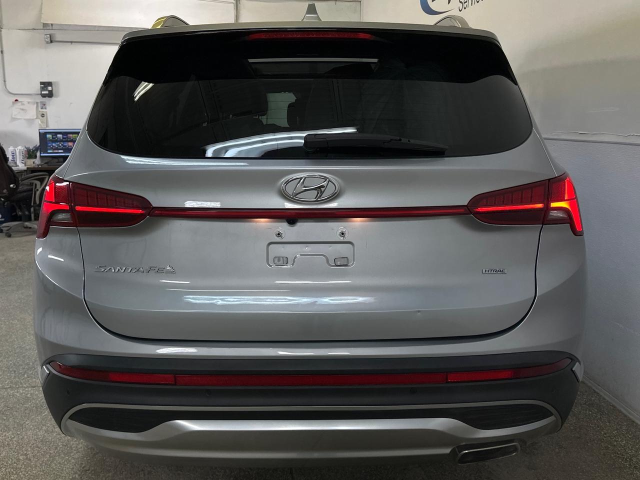 2022 Hyundai Santa Fe Preferred w/Trend Package 4dr All-Wheel Drive Photo