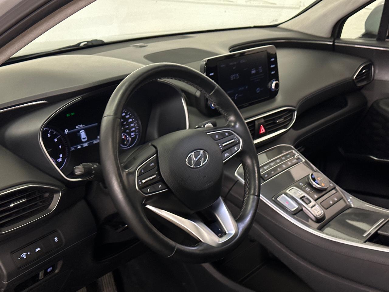 2022 Hyundai Santa Fe Preferred w/Trend Package 4dr All-Wheel Drive Photo