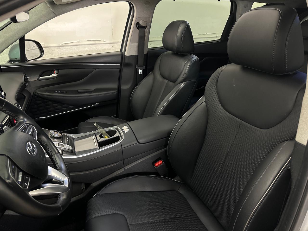 2022 Hyundai Santa Fe Preferred w/Trend Package 4dr All-Wheel Drive Photo