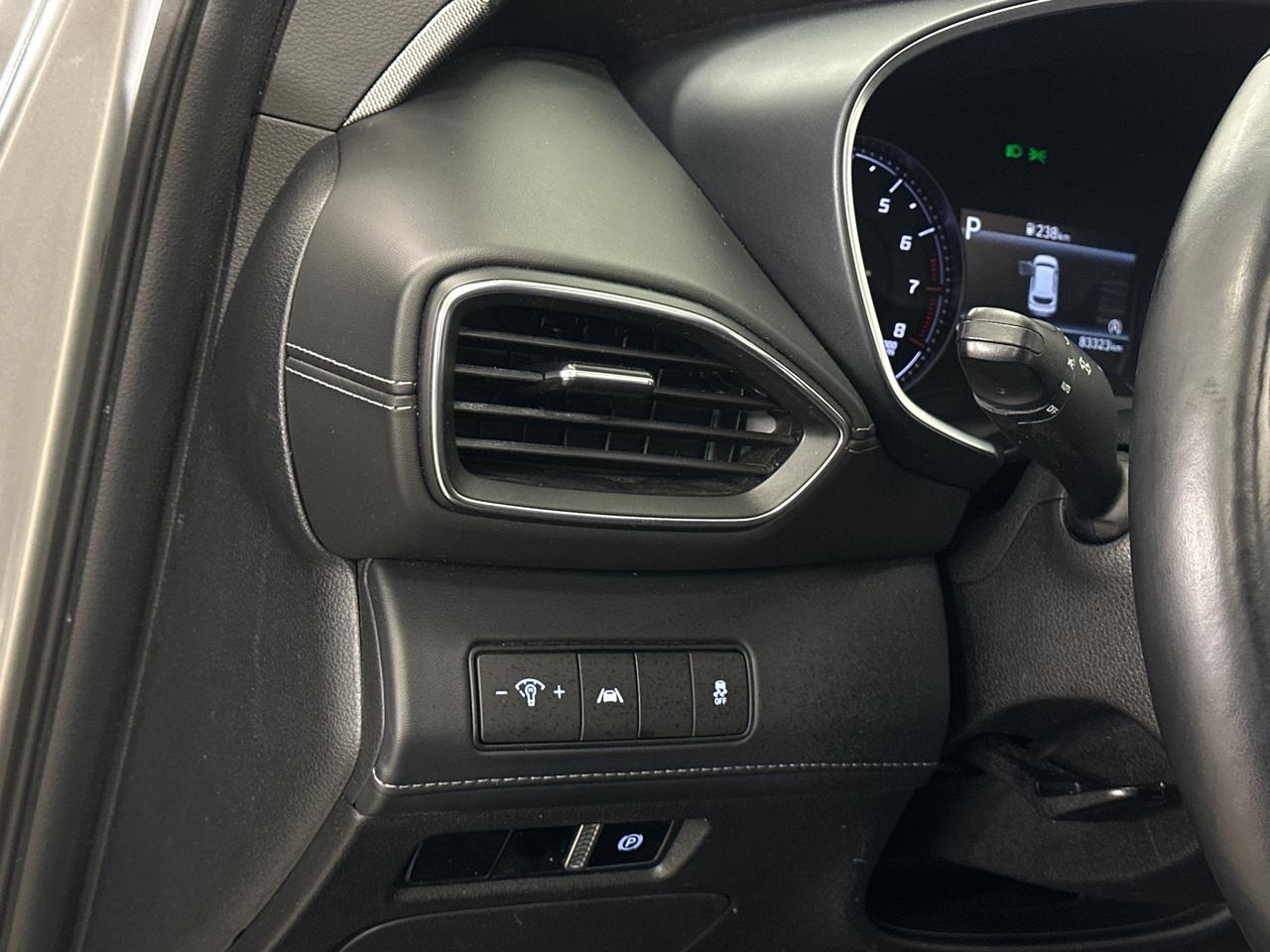 2022 Hyundai Santa Fe Preferred w/Trend Package 4dr All-Wheel Drive Photo