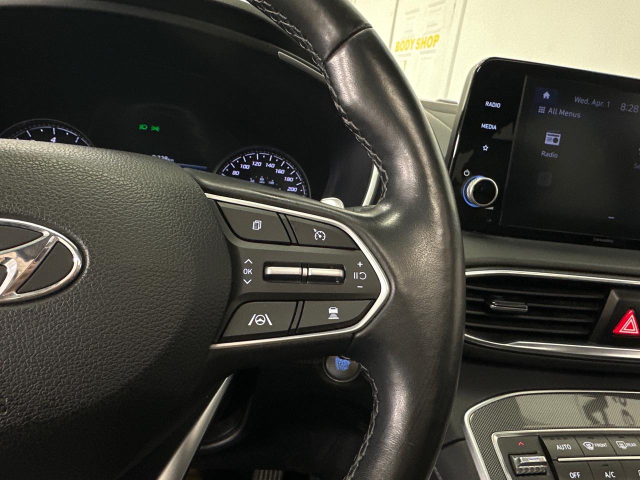 2022 Hyundai Santa Fe Preferred w/Trend Package 4dr All-Wheel Drive Photo