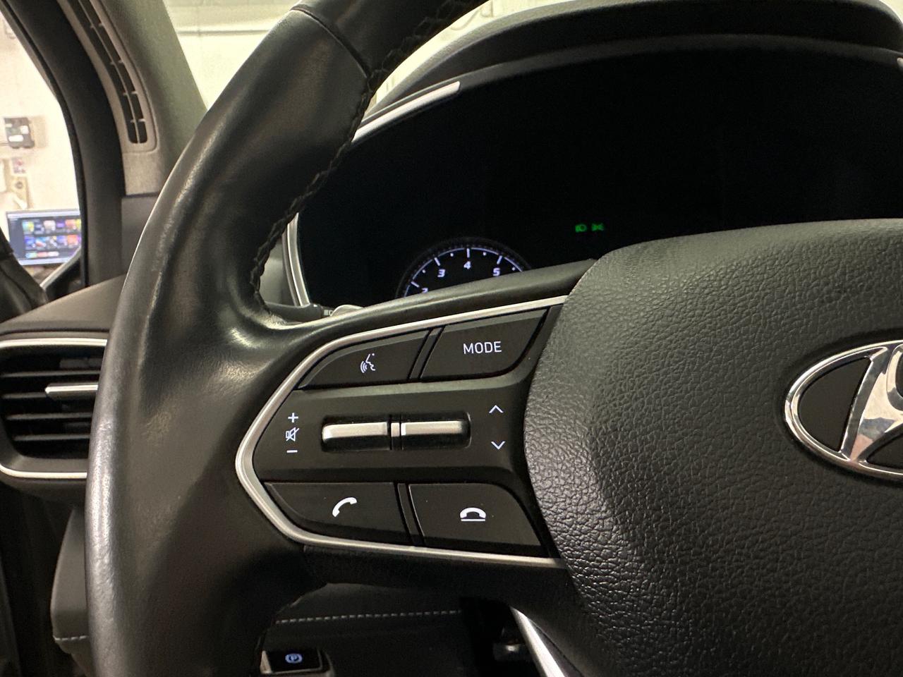 2022 Hyundai Santa Fe Preferred w/Trend Package 4dr All-Wheel Drive Photo