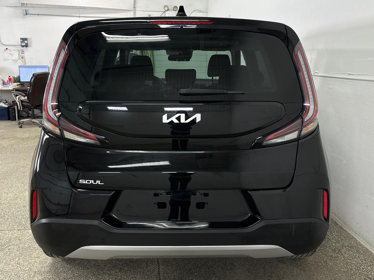 2024 Kia Soul EX 4dr Hatchback Photo
