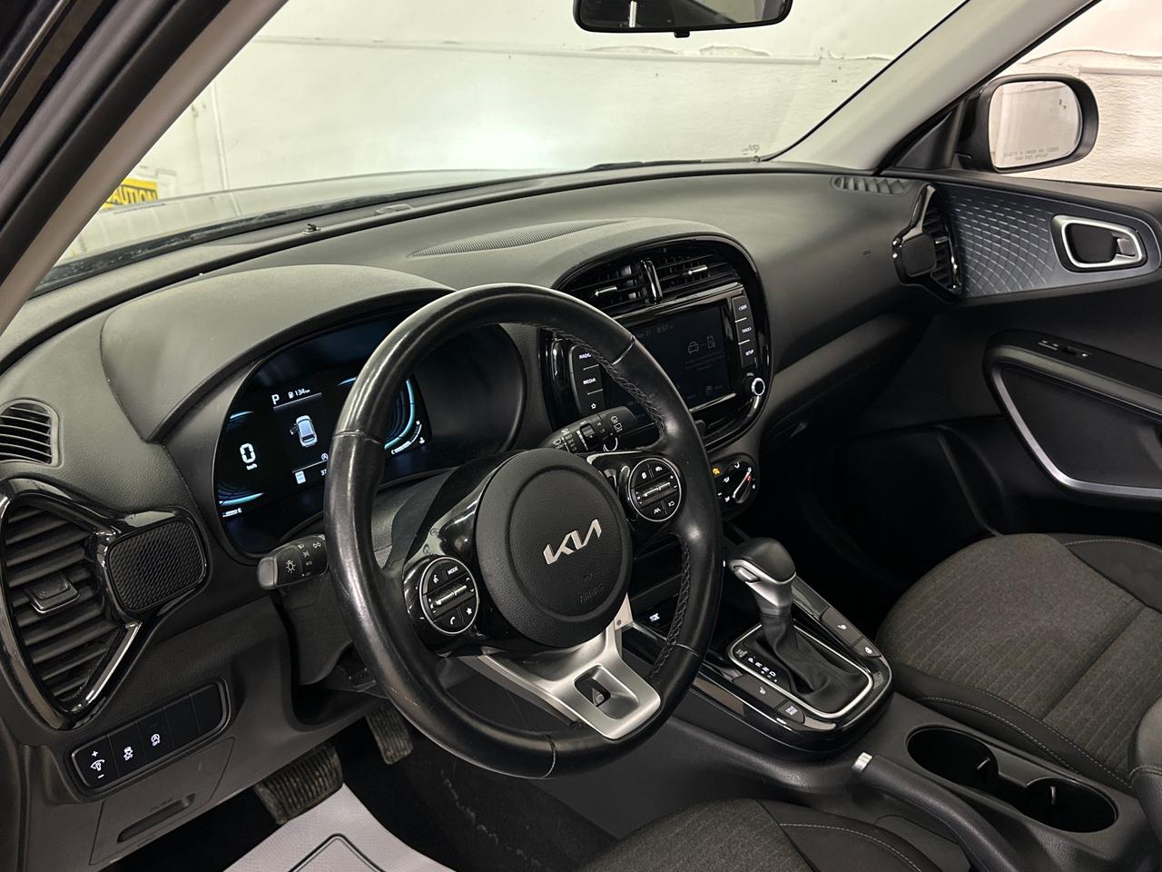 2024 Kia Soul EX 4dr Hatchback Photo