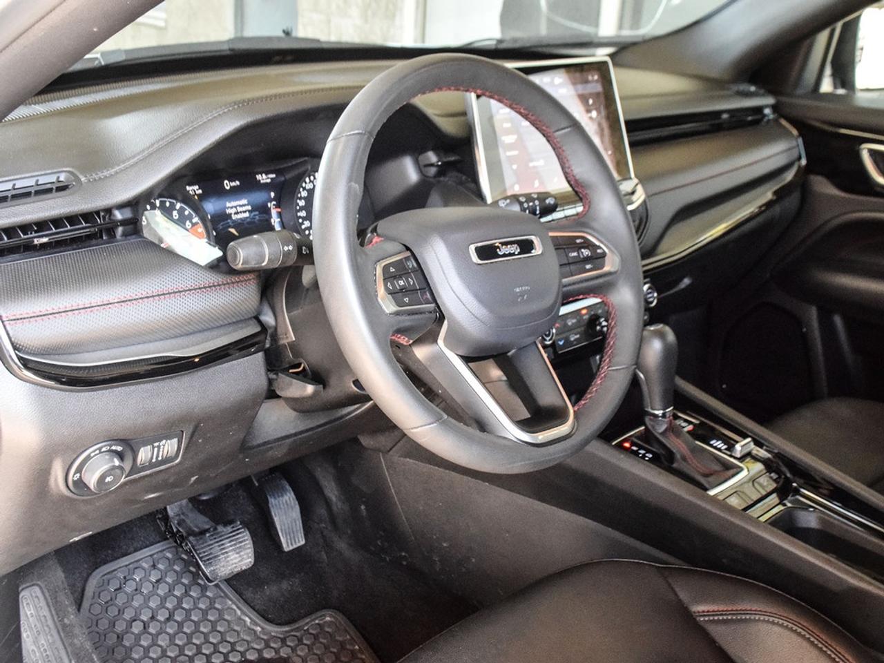 2024 Jeep Compass Trailhawk 4dr 4x4 Photo