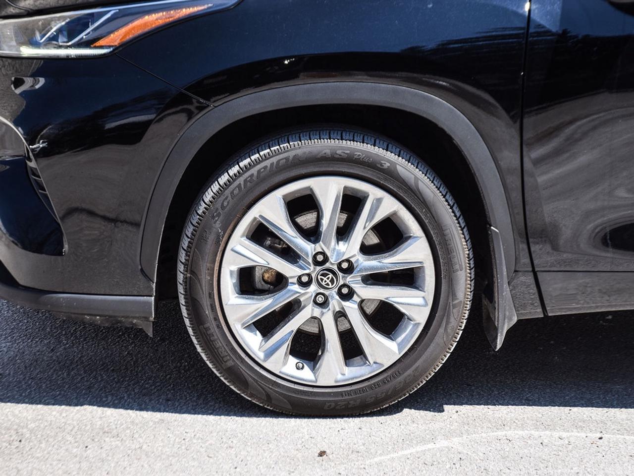 2022 Toyota Highlander Limited 4dr All-Wheel Drive Photo