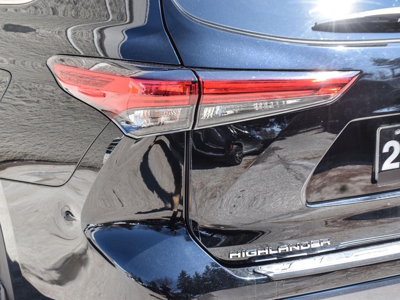2022 Toyota Highlander Limited 4dr All-Wheel Drive Photo