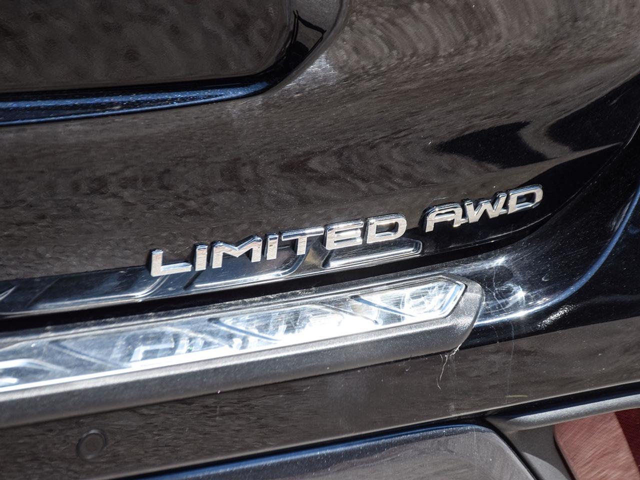 2022 Toyota Highlander Limited 4dr All-Wheel Drive Photo
