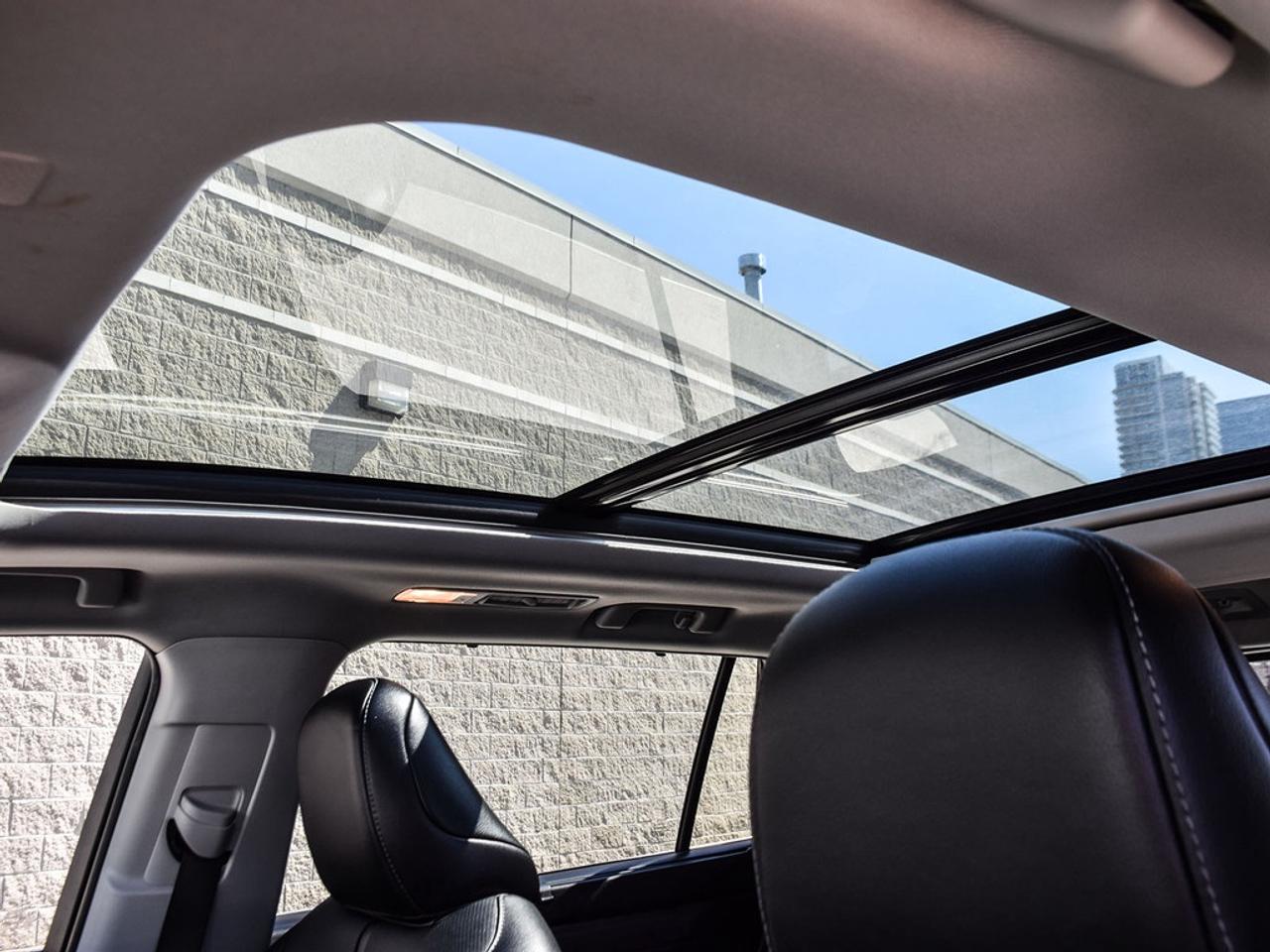 2022 Toyota Highlander Limited 4dr All-Wheel Drive Photo