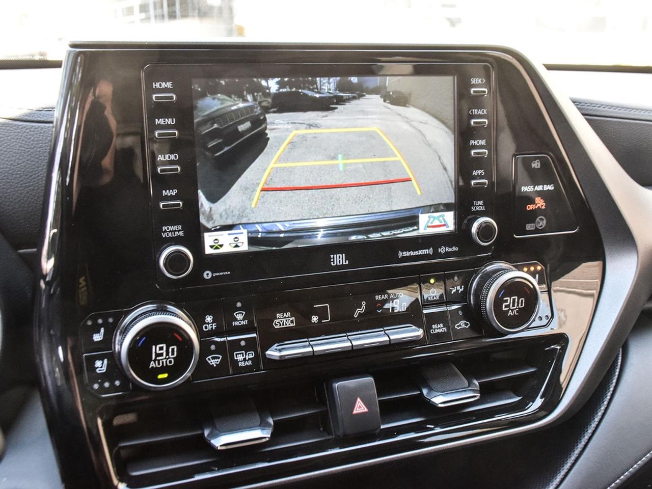 2022 Toyota Highlander Limited 4dr All-Wheel Drive Photo