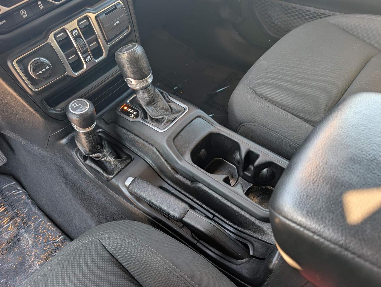 2021 Jeep WRANGLER UNLIMITED Sport 4dr 4x4 Photo