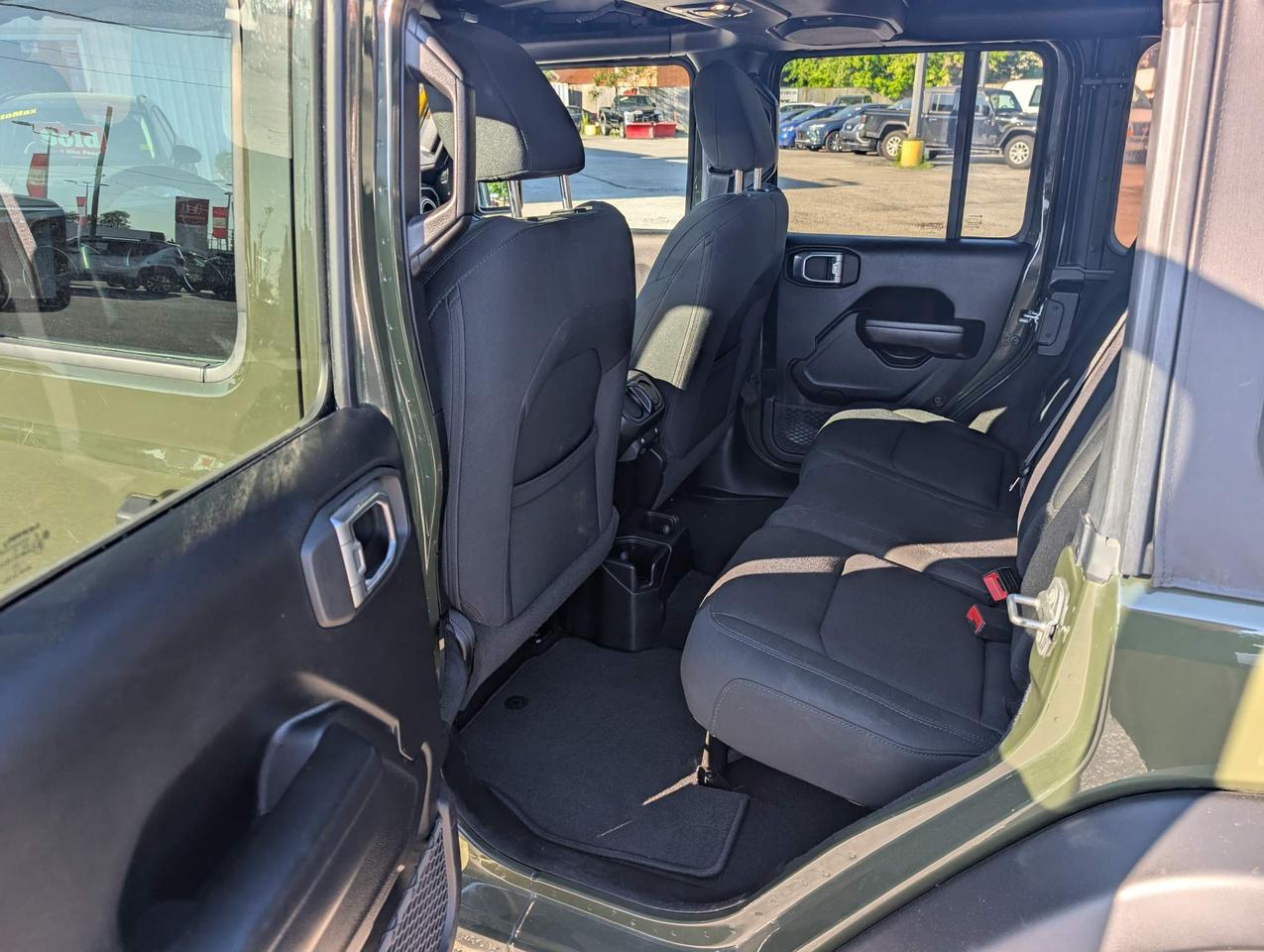 2021 Jeep WRANGLER UNLIMITED Sport 4dr 4x4 Photo