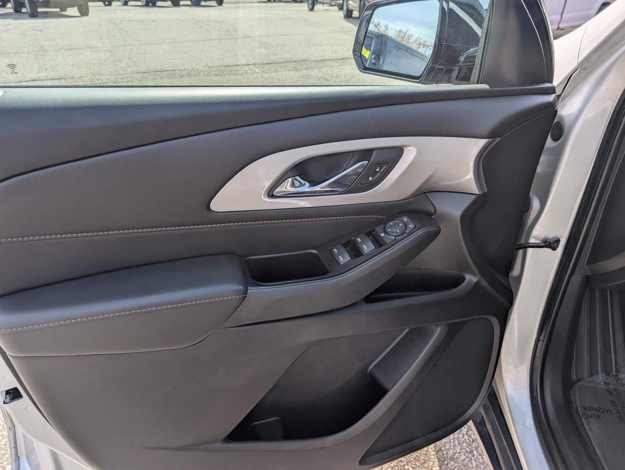2020 Chevrolet Traverse LS w/1FL All-Wheel Drive Photo