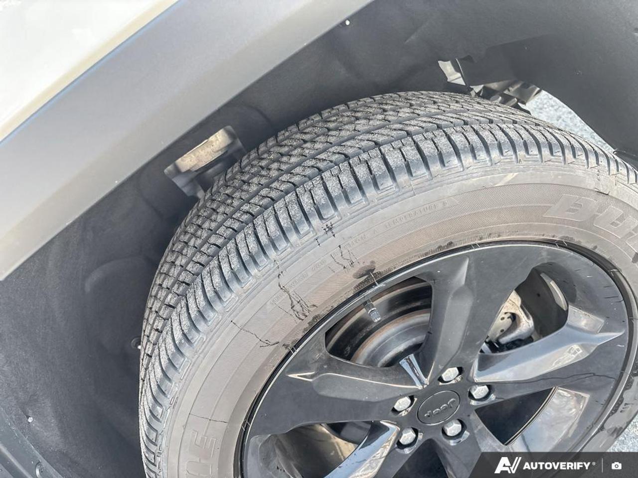 2024 Jeep Grand Cherokee Laredo 4dr 4x4 Photo