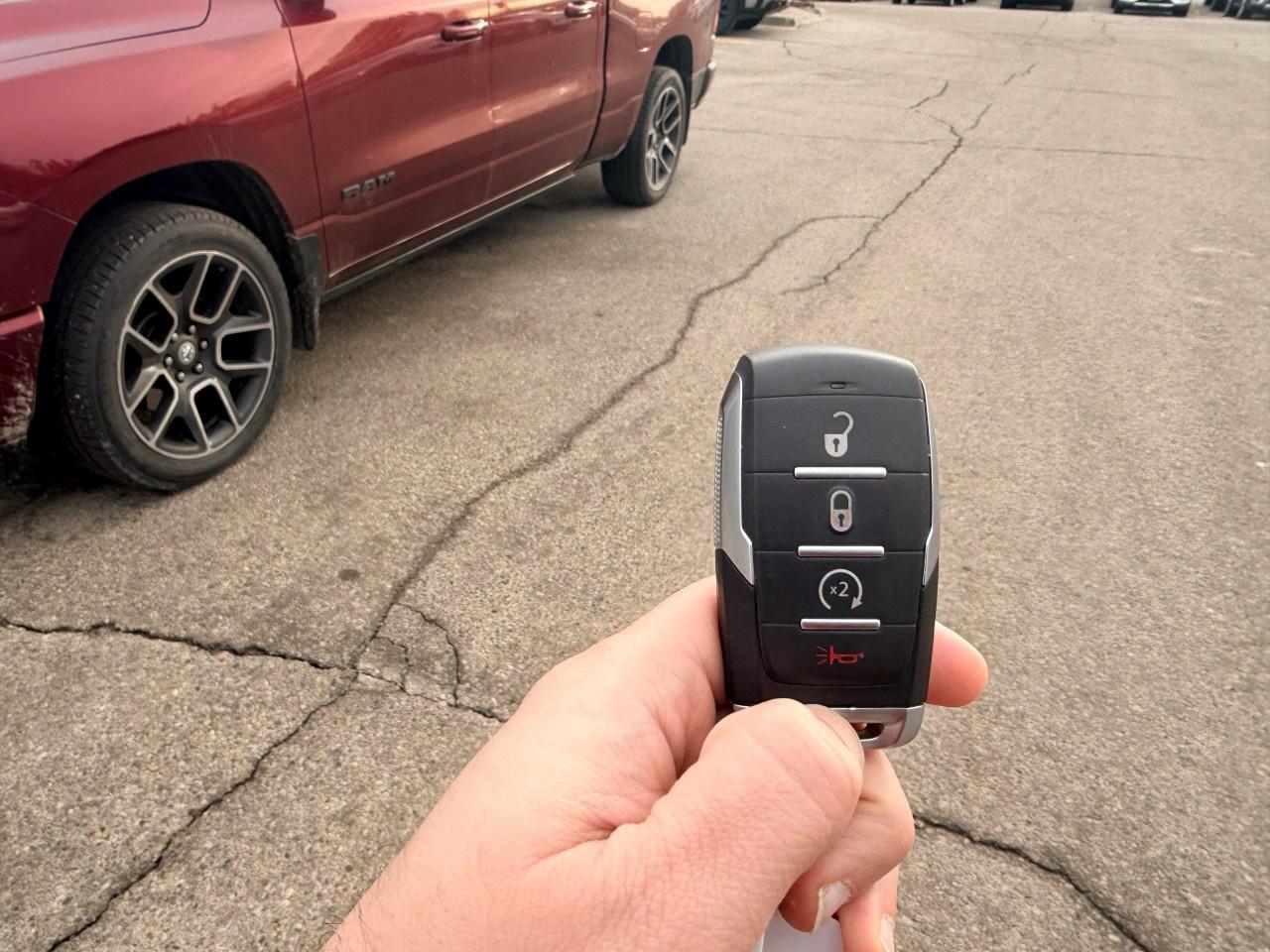 2019 RAM 1500 Sport 4x4 Crew Cab 6'4" Box Photo