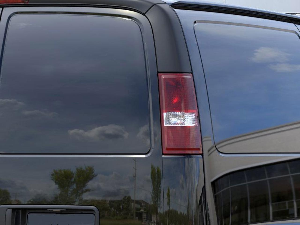 2026 GMC Savana Cargo Van 2500 Regular Wheelbase Rear-Wheel Drive Photo