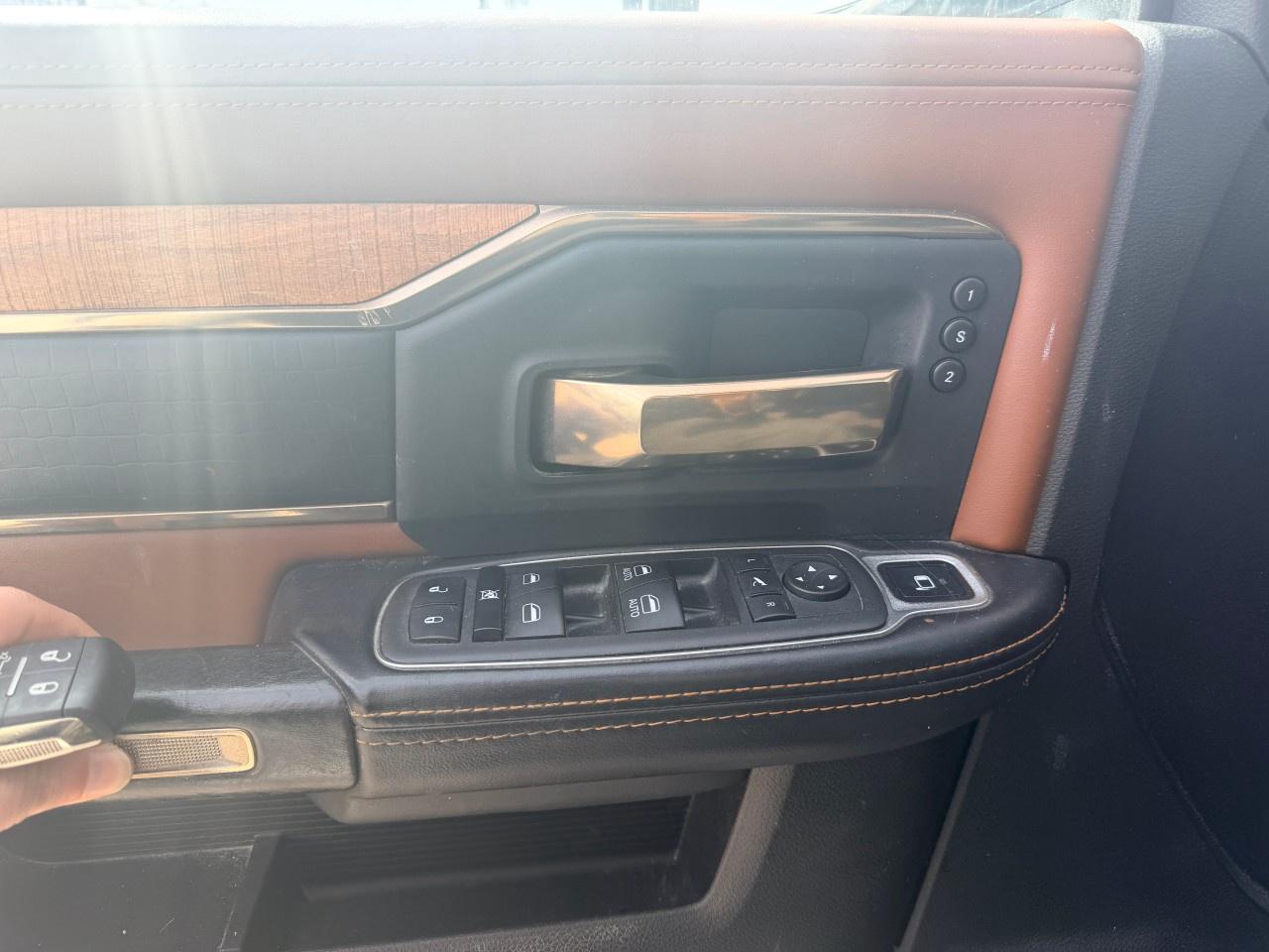 2022 RAM 2500 Limited Longhorn 4x4 Crew Cab 6'4" Box Photo