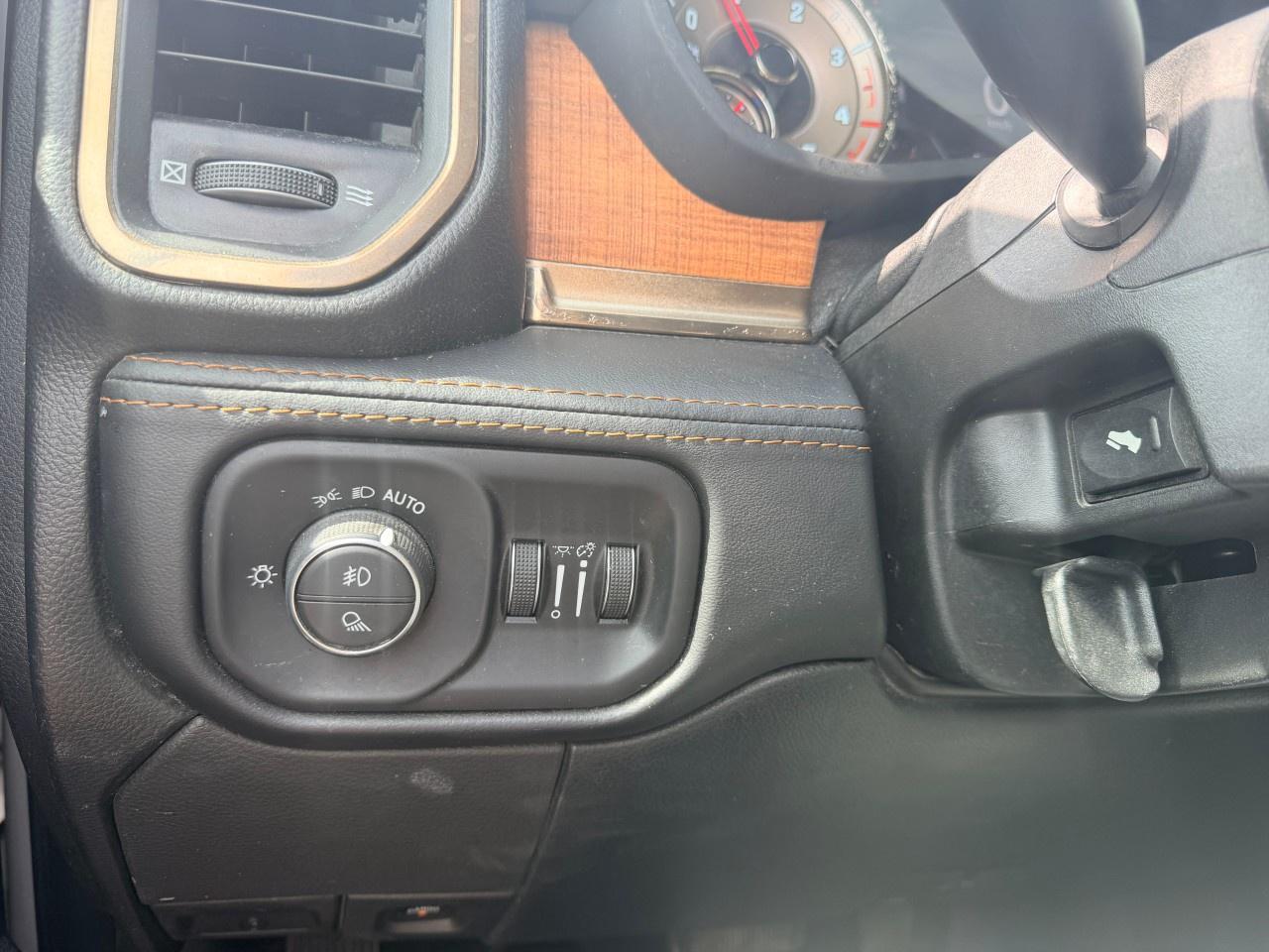 2022 RAM 2500 Limited Longhorn 4x4 Crew Cab 6'4" Box Photo