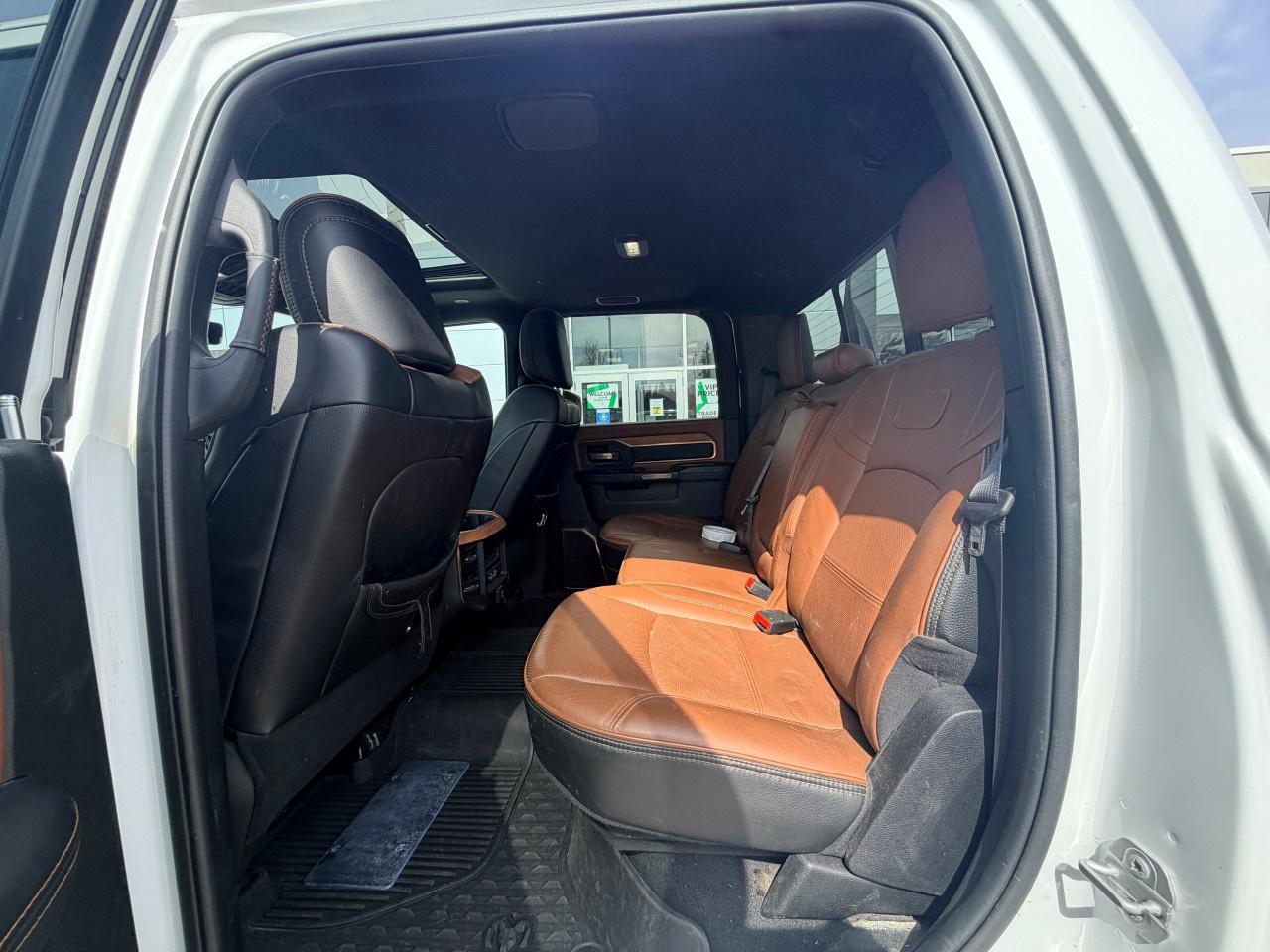 2022 RAM 2500 Limited Longhorn 4x4 Crew Cab 6'4" Box Photo