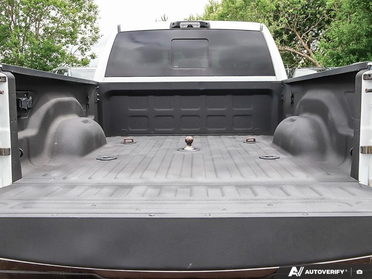 2022 RAM 2500 Limited Longhorn 4x4 Crew Cab 6'4" Box Photo