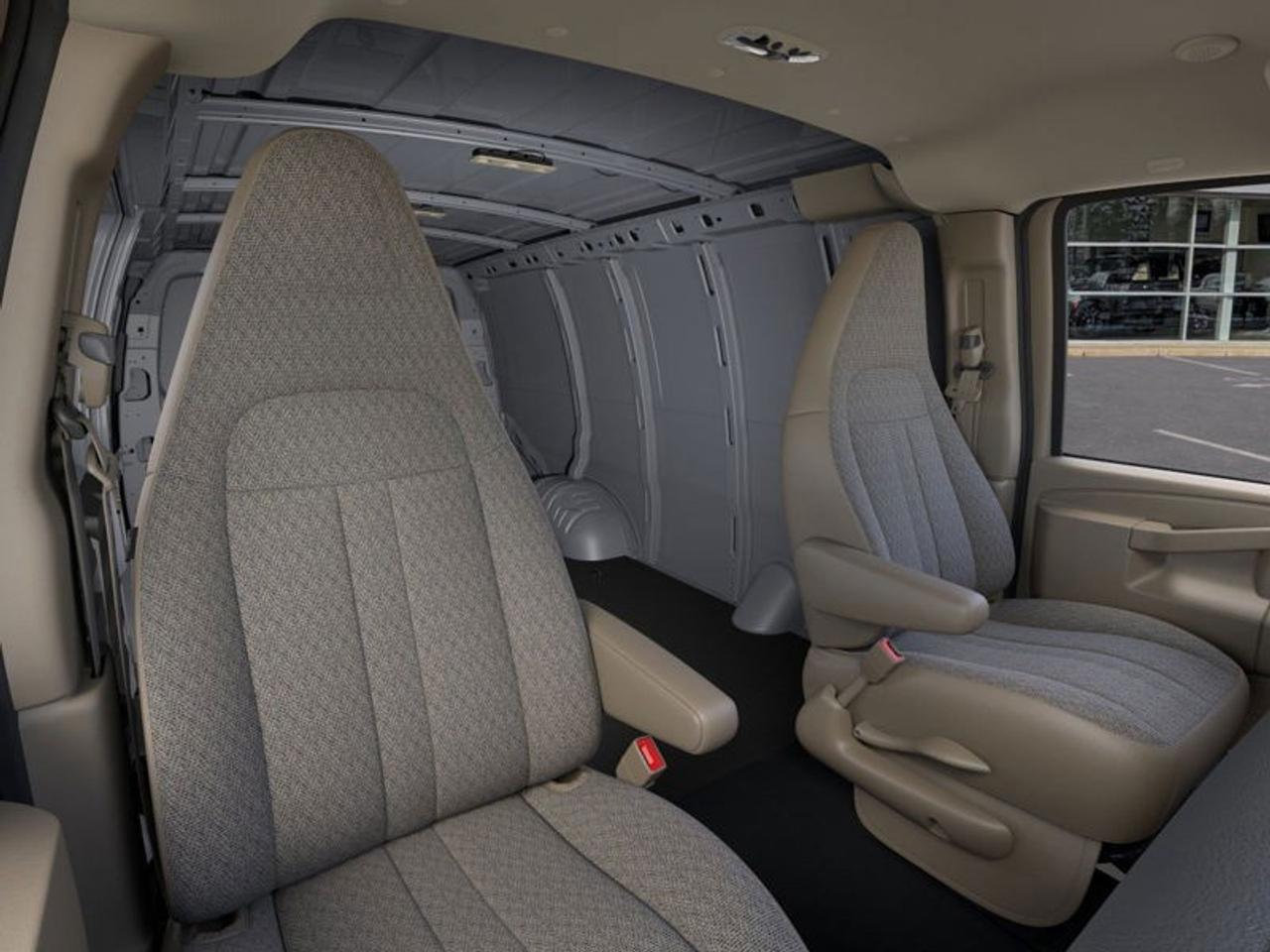 2026 GMC Savana Cargo Van 3500 Regular Wheelbase Rear-Wheel Drive Photo