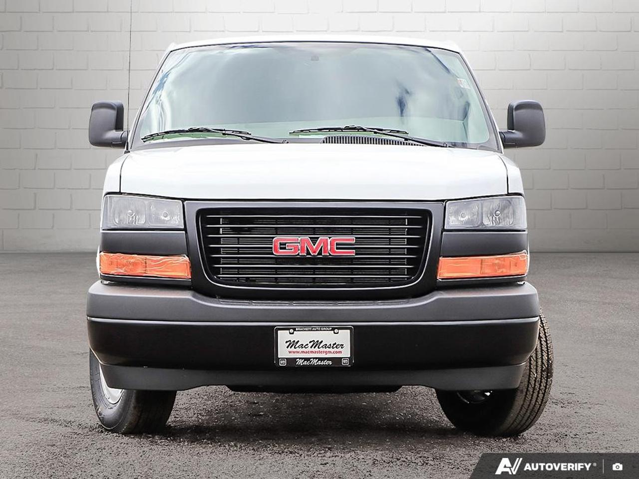 2026 GMC Savana Cargo Van 3500 Regular Wheelbase Rear-Wheel Drive Photo