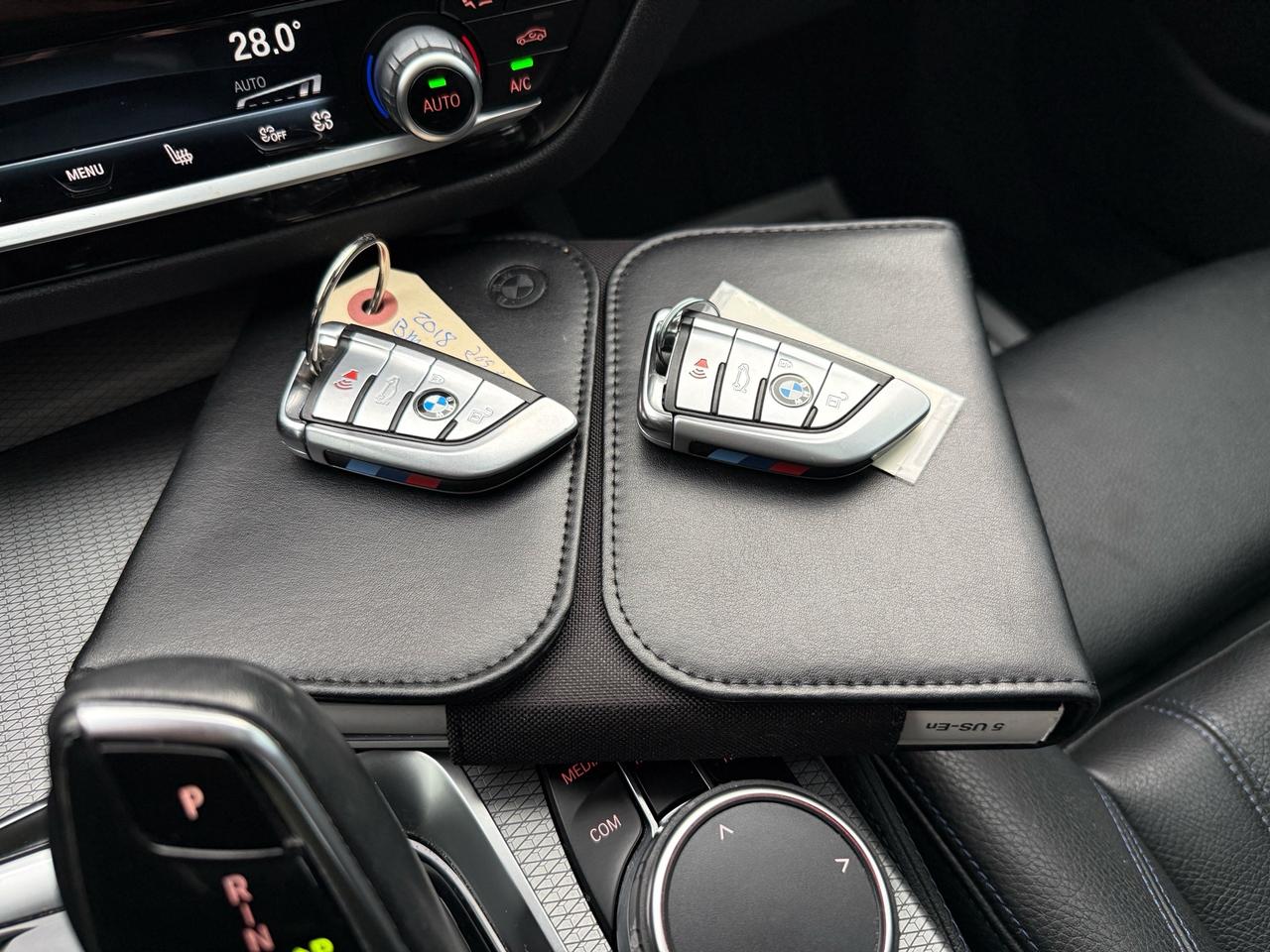 2018 BMW 5 Series 540i xDrive Sedan M Sport Pkg. ACCIDENT FREE 2 SET Photo