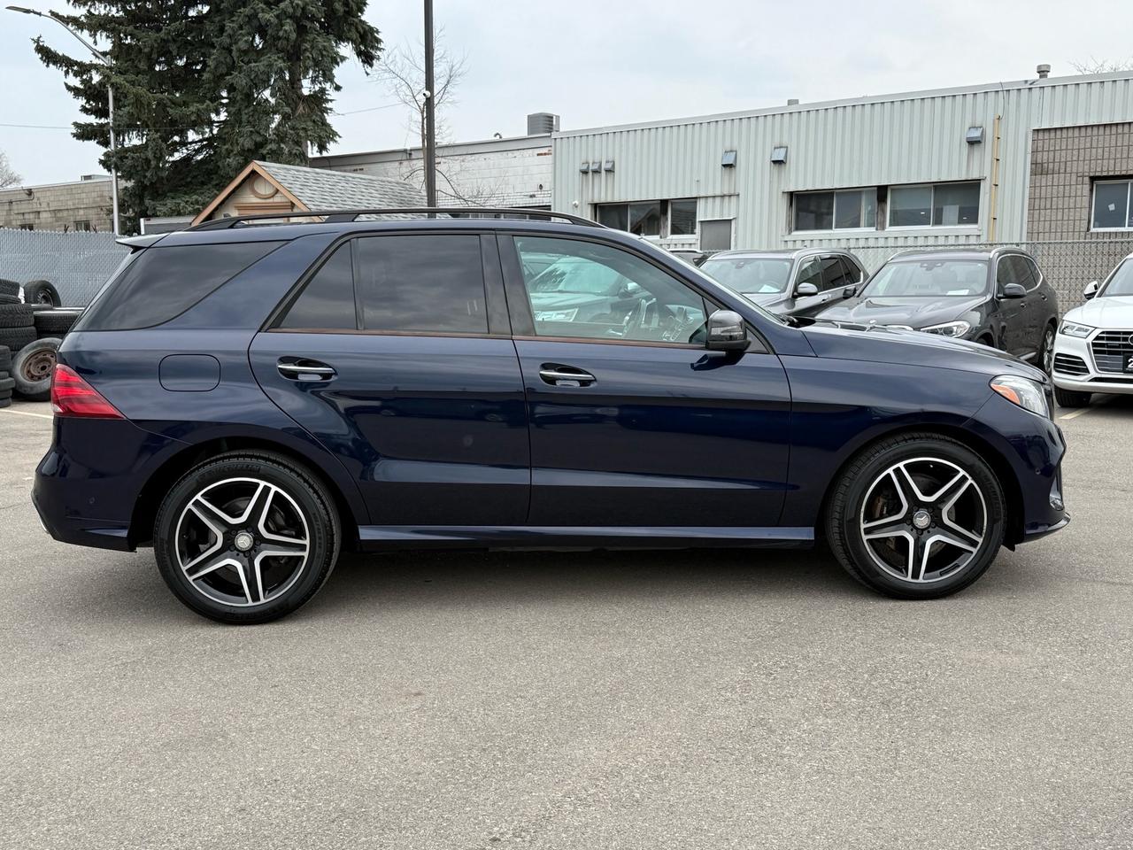2016 Mercedes-Benz GLE-Class 4MATIC GLE 350d  AMG Pkg ACCIDENT FREE 1-OWNER CER Photo3