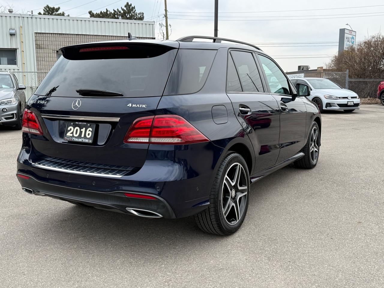 2016 Mercedes-Benz GLE-Class 4MATIC GLE 350d  AMG Pkg ACCIDENT FREE 1-OWNER CER Photo4