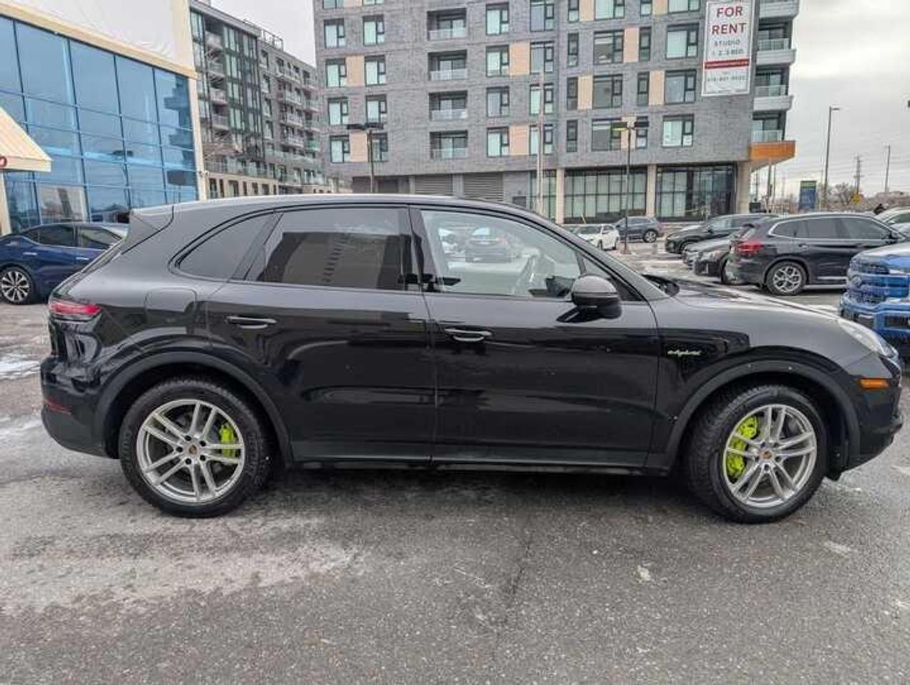 2020 Porsche Cayenne e-Hybrid Base 4dr All-Wheel Drive Photo
