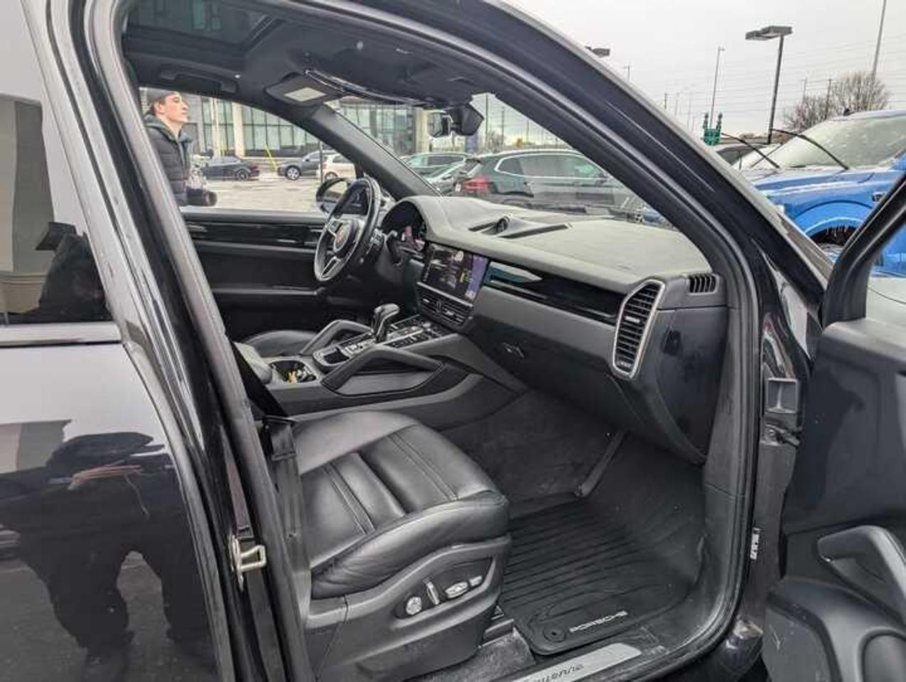 2020 Porsche Cayenne e-Hybrid Base 4dr All-Wheel Drive Photo