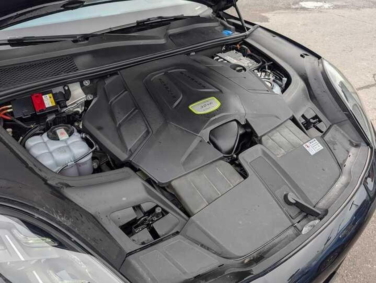 2020 Porsche Cayenne e-Hybrid Base 4dr All-Wheel Drive Photo