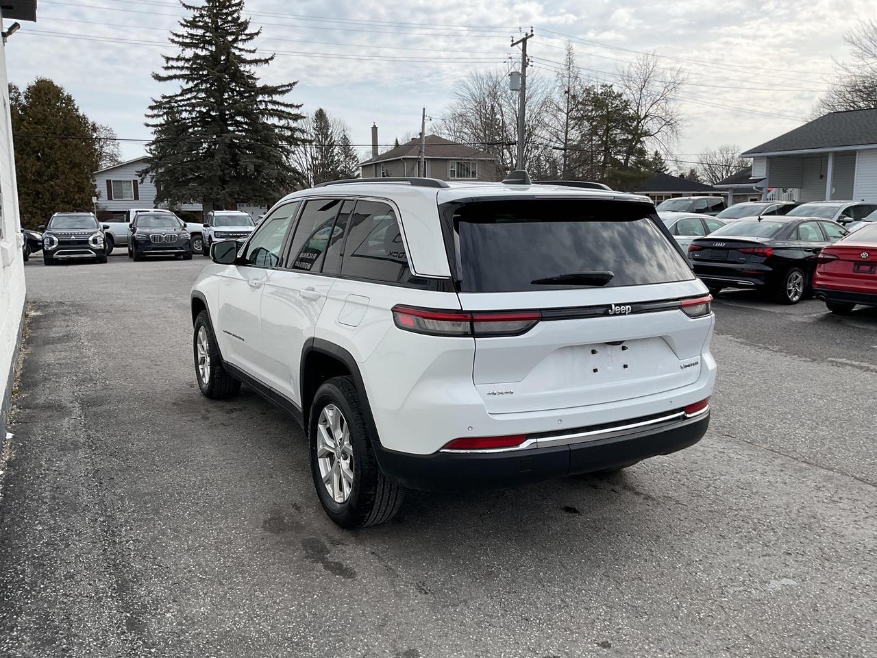 2023 Jeep Grand Cherokee Limited 4dr 4x4 Photo4