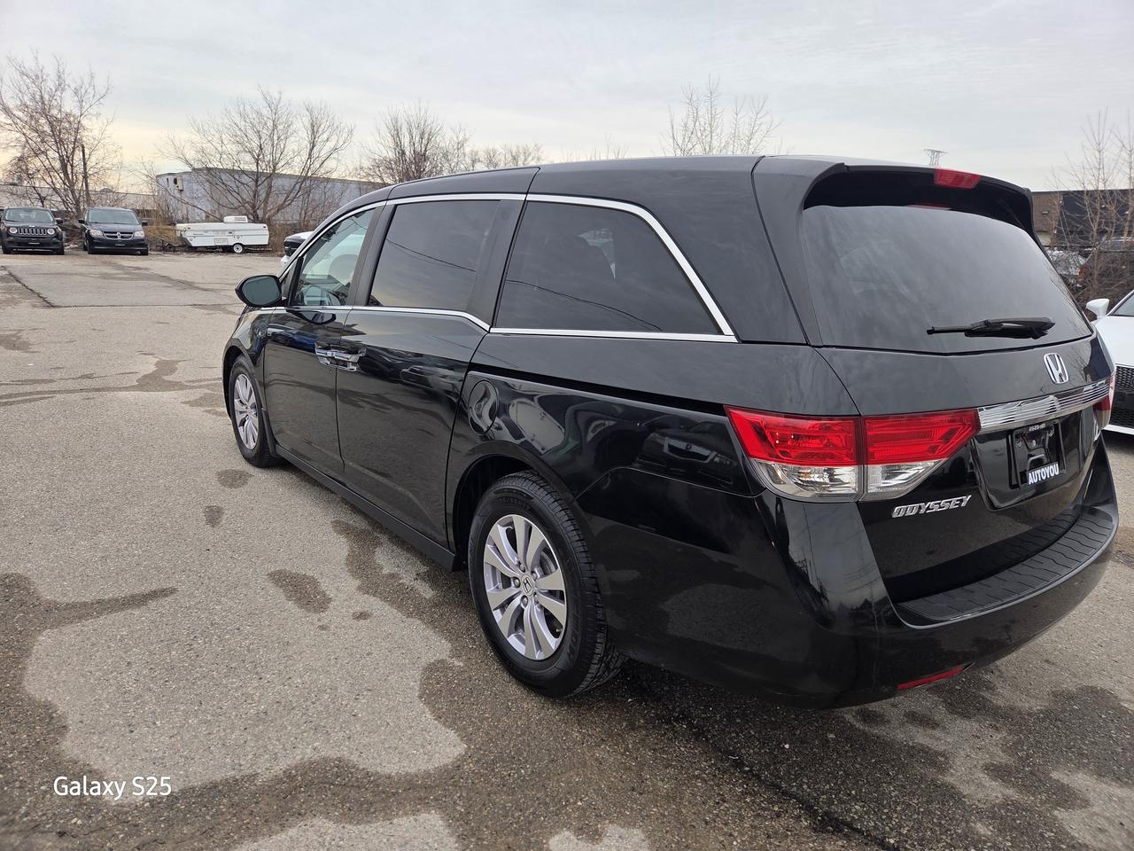 2017 Honda Odyssey EX 8 PASSENGER POWER GROUP CARPLAY $14,688.00 Photo4