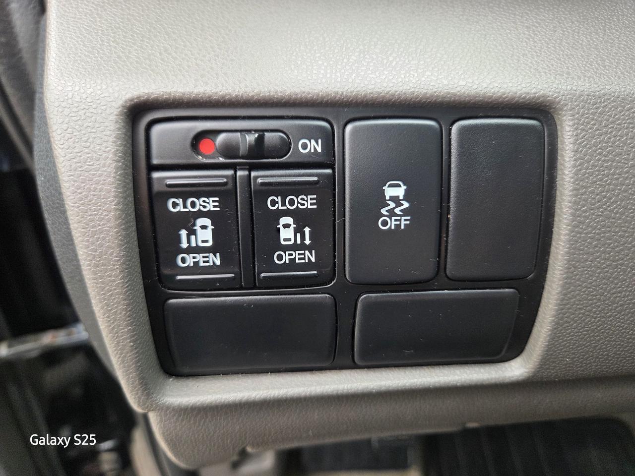 2017 Honda Odyssey EX 8 PASSENGER POWER GROUP CARPLAY $14,688.00 Photo