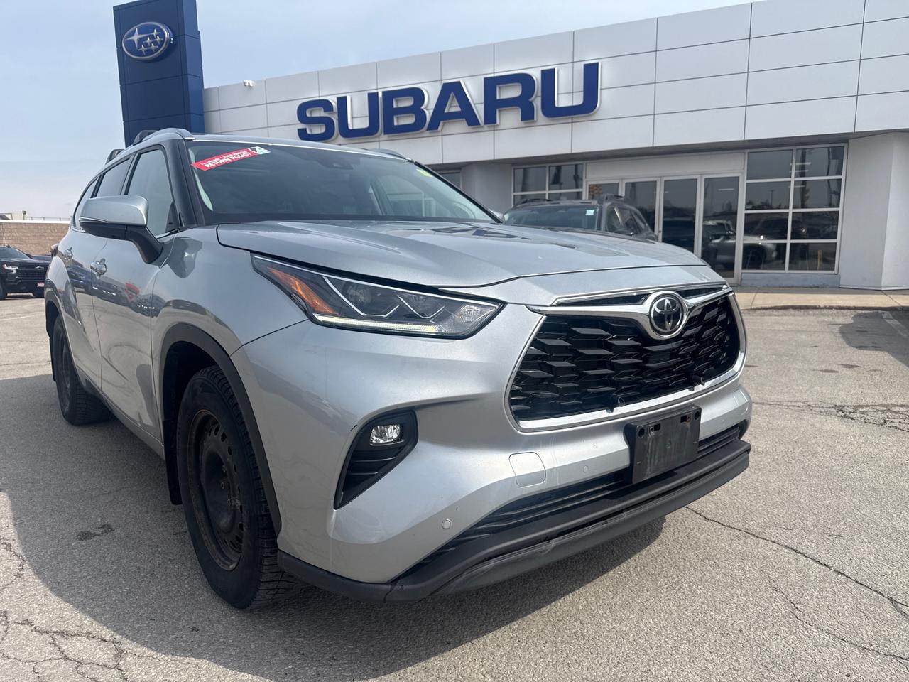 2021 Toyota Highlander Limited 4dr All-Wheel Drive Photo3