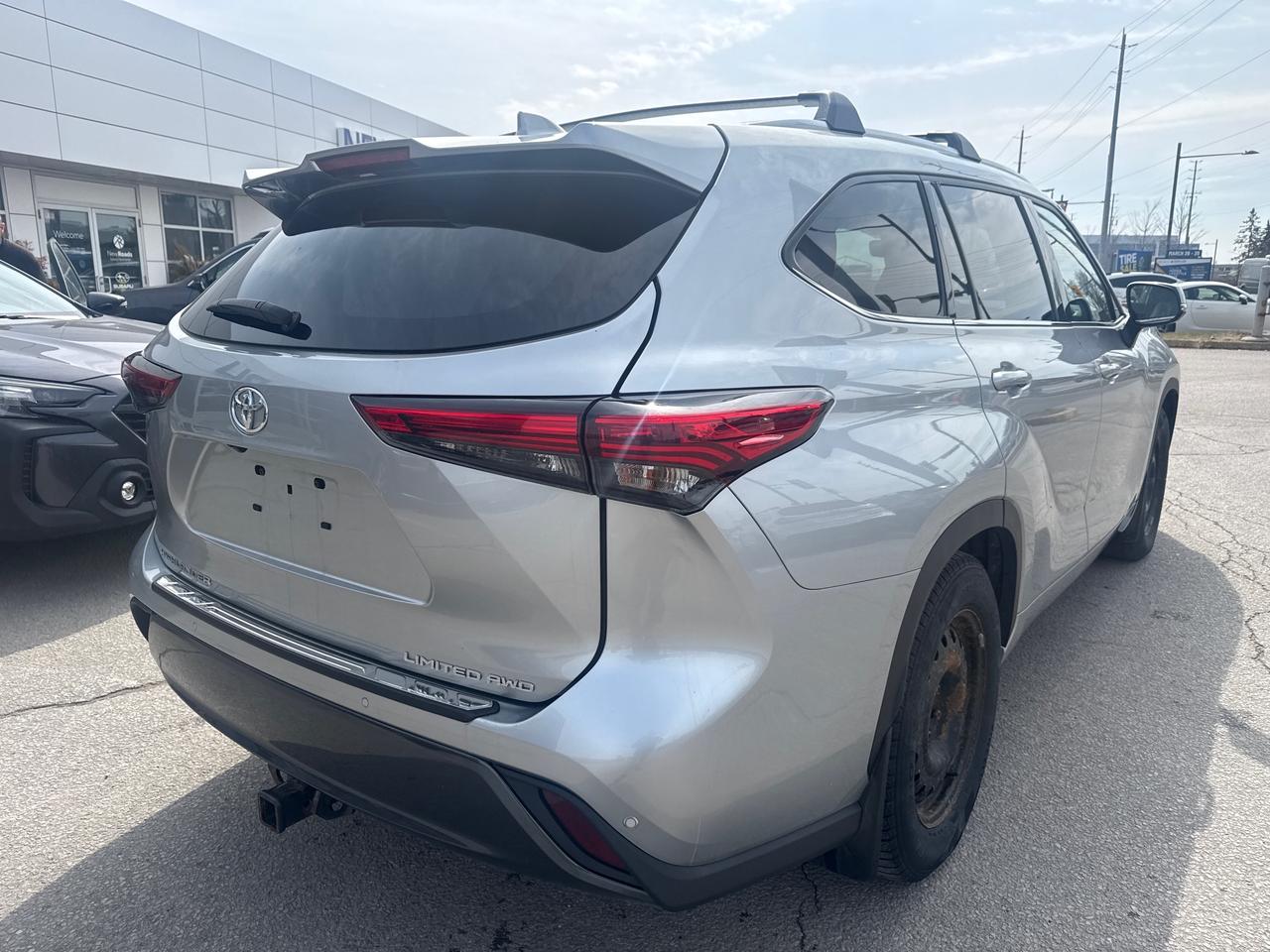 2021 Toyota Highlander Limited 4dr All-Wheel Drive Photo