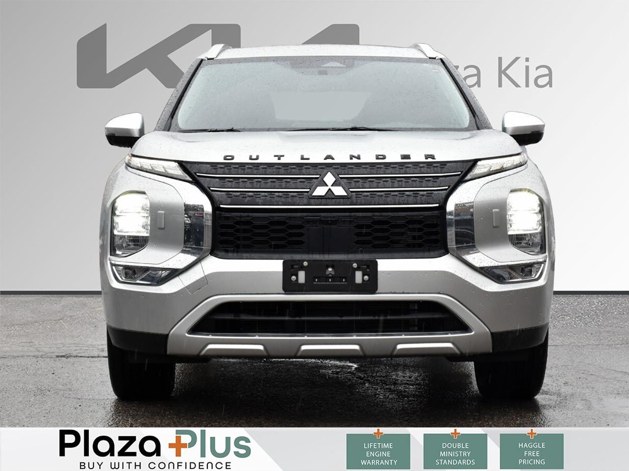 2022 Mitsubishi Outlander SE Photo